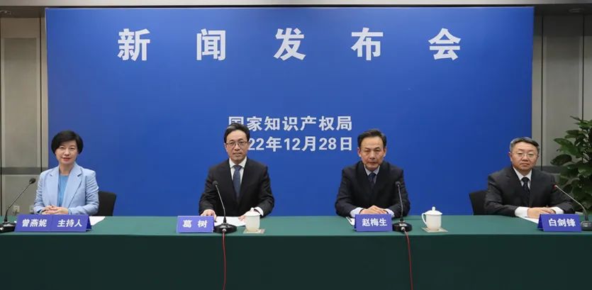 cover 12.jpg cover 12.jpg